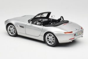 BMW Z8 E52 Titanium Silver Maisto 1:18 536896 Fém – 7. kép a 8-ből