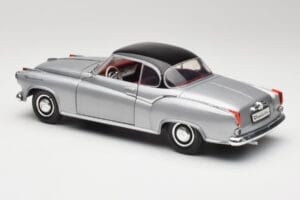Borgward Isabella Coupe Szürke & Fekete Revell 1:18 8989 Fém – 4. kép a 8-ből