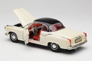 Borgward Isabella Coupe Fehér Revell 1:18 08859 Fém – 5. kép a 8-ből