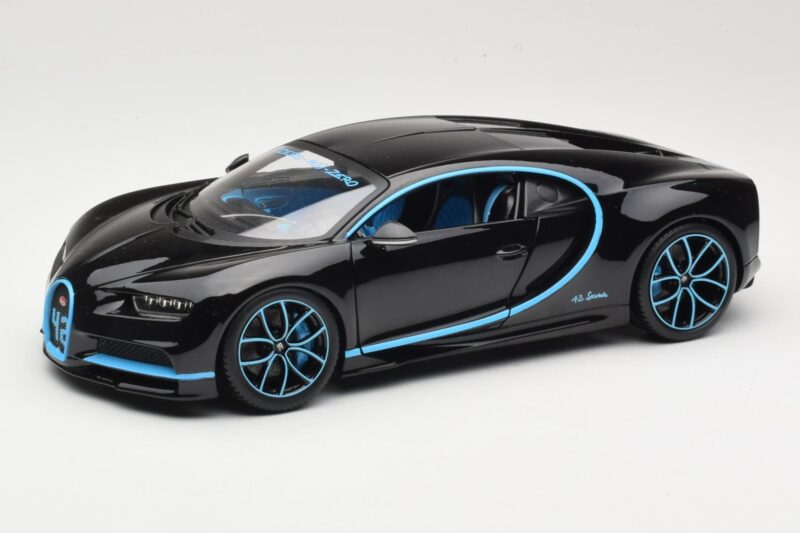 Bugatti Chiron Fekete & Kék Bburago 1:18 18-11040BK Fém