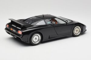 Bugatti EB110 Fekete Bburago 1:18 3055 Fém – 3. kép a 8-ből
