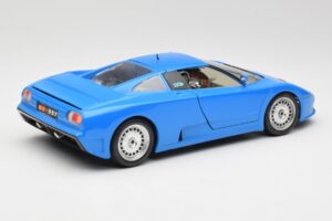 Bugatti EB110 Kék Bburago 1:18 3035 Fém – 3. kép a 8-ből