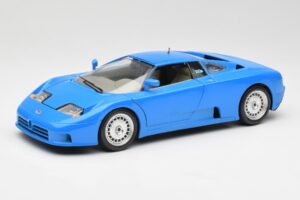 Bugatti EB110 Kék Bburago 1:18 3035 Fém