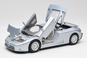 Bugatti EB110 SS Ezüst Anson 1:18 30303-W-M2 Fém – 2. kép a 8-ből