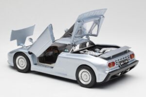 Bugatti EB110 SS Ezüst Anson 1:18 30303-W-M2 Fém – 5. kép a 8-ből