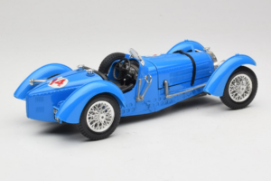 Bugatti Type 51 Grand Prix #14 Kék Bburago 1:18 3012-M1 Fém – 2. kép a 6-ből