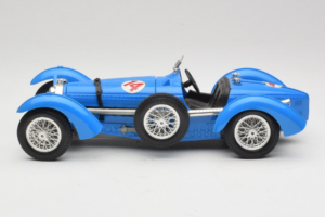 Bugatti Type 51 Grand Prix #14 Kék Bburago 1:18 3012-M1 Fém – 3. kép a 6-ből