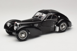 Bugatti Type 57 SC Atlantic Fekete Solido 1:18 S1802101 Fém