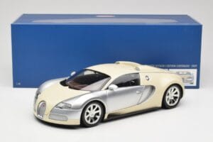 Bugatti Veyron Edition Centenaire Chrome Beige Minichamps 1:18 100110854 Fém – 8. kép a 8-ből
