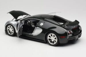 Bugatti Veyron Edition Centenaire Chrome Green Minichamps 1:18 100110852 Fém – 5. kép a 8-ből
