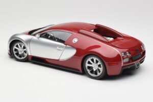 Bugatti Veyron Edition Centenaire Chrome Red Minichamps 1:18 100110851-O Fém – 7. kép a 8-ből