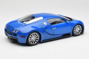 Bugatti Veyron Világoskék Sötétkék Minichamps 1:18 100110821 Fém – 3. kép a 8-ből