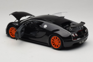 Bugatti Veyron Super Sport Black Metallic Minichamps 1:18 100110842 Fém – 5. kép a 8-ből