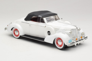 Buick Century Kabrió Fehér Signature Models 1:18 18131 Fém – 4. kép a 6-ből