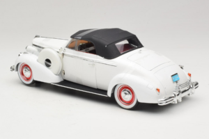 Buick Century Kabrió Fehér Signature Models 1:18 18131 Fém – 5. kép a 6-ből