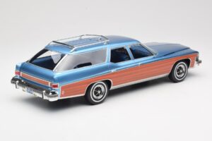 Buick Estate Wagon Light Blue Metallic BoS Models 1:18 BOS417 Gyanta – 2. kép a 6-ből