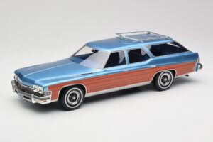 Buick Estate Wagon Light Blue Metallic BoS Models 1:18 BOS417 Gyanta