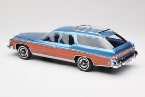 Buick Estate Wagon Light Blue Metallic BoS Models 1:18 BOS417 Gyanta – 5. kép a 6-ből