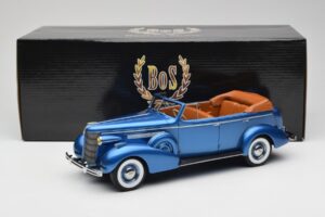 Buick Roadmaster 80-C Four Door Phaeton Blue Metallic BoS Models 1:18 BOS372 Gyanta – 6. kép a 6-ből