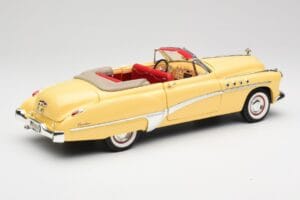 Buick Roadmaster Chrome Yellow Motormax 1:18 23124646-M17 Fém – 3. kép a 8-ből