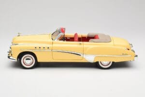 Buick Roadmaster Chrome Yellow Motormax 1:18 23124646-M17 Fém – 4. kép a 8-ből