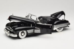 Buick Y-Job Fekete Anson 1:18 30409 Fém – 2. kép a 8-ből