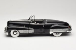Buick Y-Job Fekete Anson 1:18 30409 Fém – 4. kép a 8-ből