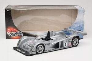 Cadillac Northstar LMP #1 24 Hours of Le Mans 2000 Hot Wheels 1:18 29225 Fém – 8. kép a 8-ből