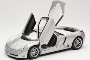 Cadillac Cien Ezüst Hot Wheels 1:18 57296 Fém – 2. kép a 8-ből