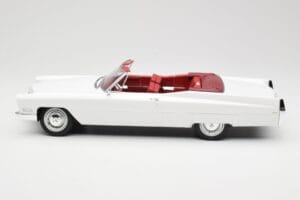 Cadillac DeVille Kabrió Fehér KK-Scale 1:18 KKDC180313 Fém – 3. kép a 6-ből
