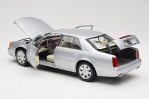 Cadillac DeVille DTS Maisto 1:18 56061 Fém – 5. kép a 8-ből
