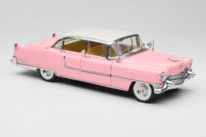 Cadillac Fleetwood Elvis Presley Rózsaszín MRC 1:18 LIC1000 Fém – 6. kép a 8-ből