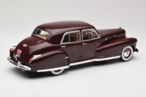 Cadillac Fleetwood 60 Special Sedan Piros MCG 1:18 MCG18071 Fém – 2. kép a 6-ből