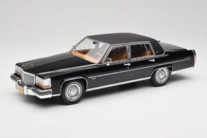 Cadillac Fleetwood Brougham Fekete MCG 1:18 MCG18250 Fém