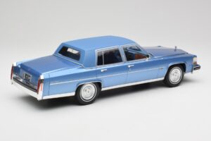 Cadillac Fleetwood Brougham Kék Metál MCG 1:18 MCG18252 Fém – 2. kép a 6-ből
