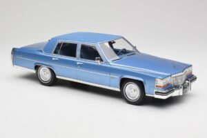 Cadillac Fleetwood Brougham Kék Metál MCG 1:18 MCG18252 Fém – 4. kép a 6-ből