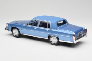 Cadillac Fleetwood Brougham Kék Metál MCG 1:18 MCG18252 Fém – 5. kép a 6-ből