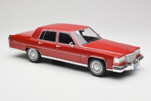 Cadillac Fleetwood Brougham Sötétvörös Metál MCG 1:18 MCG18251 Fém – 3. kép a 6-ből