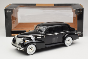 Cadillac Fleetwood Series 75 The Godfather Jada 1:18 91199 Fém – 6. kép a 6-ből
