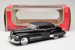 Cadillac Series 62 Fekete Anson 1:18 30345 Fém – 8. kép a 8-ből