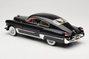 Cadillac Series 62 Club Sedanette Fekete BoS Models 1:18 BOS292 Gyanta – 5. kép a 6-ből