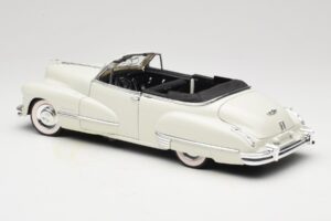 Cadillac Series 62 Kabrió Fehér Anson 1:18 30335 Fém – 7. kép a 8-ből