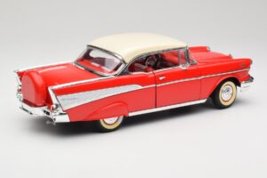 Chevrolet Bel Air Matador Piros & India Elefántcsont Road Legends 1:18 92109 Fém – 3. kép a 8-ből