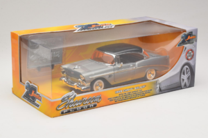 Chevrolet Bel Air Chrome Silver Jada 1:24 253745013 Fém – 2. kép a 3-ből