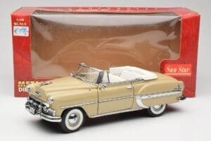 Chevrolet Bel Air Kabrió Krémszínű Sun Star 1:18 1623 Fém – 8. kép a 8-ből