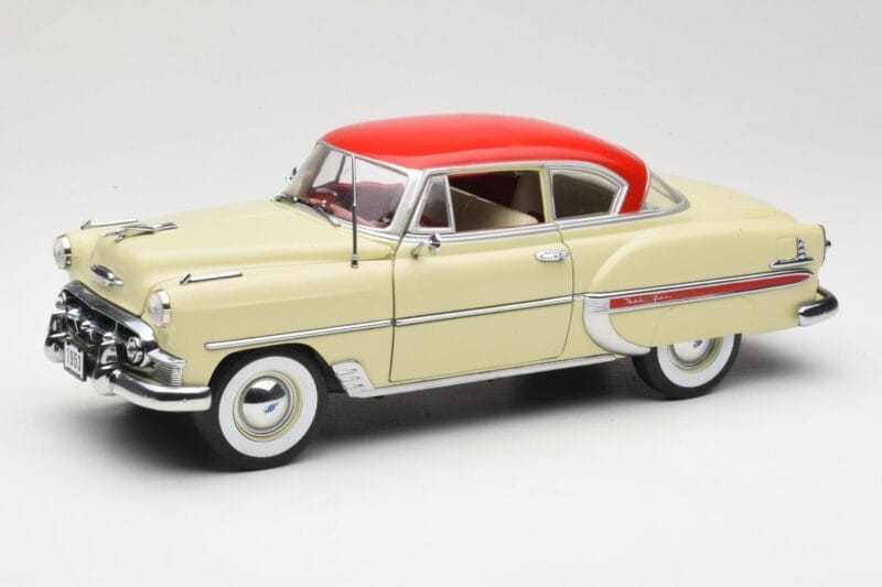Chevrolet Bel Air Bézs Sun Star 1:18 1600 Fém