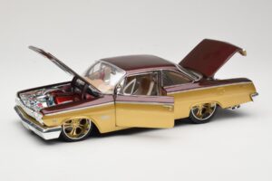 Chevrolet Bel Air Arany & Barna Maisto 1:18 31064 Fém – 2. kép a 8-ből