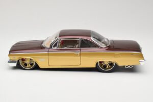 Chevrolet Bel Air Arany & Barna Maisto 1:18 31064 Fém – 4. kép a 8-ből