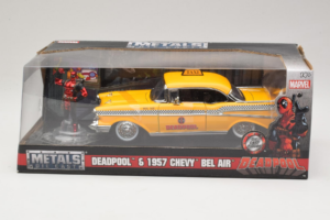 Chevrolet Bel Air Taxi Deadpool Metals Diecast 1:24 30290 Fém