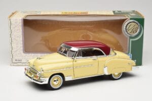 Chevrolet Bel Air Sárga & Piros Motormax 1:18 73111 Fém – 8. kép a 8-ből
